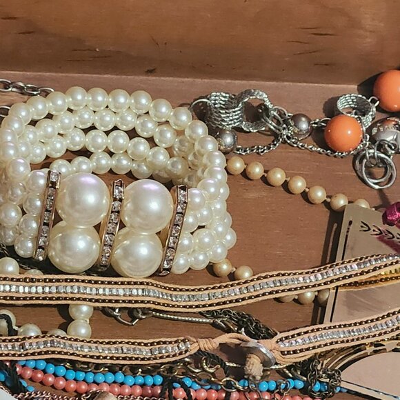 Mixed Jewelry Lot 6 - Picture 9 of 10